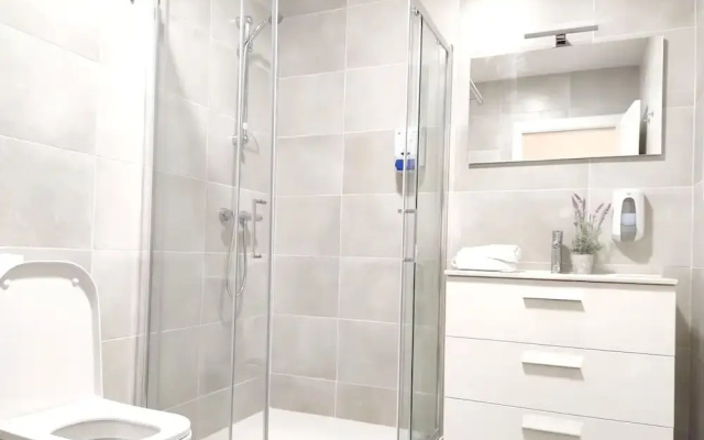 Apartment With 2 Bedrooms in Ourense, With Wifi