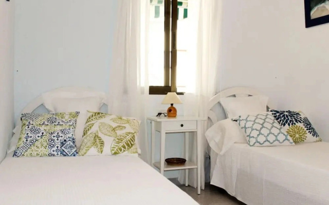 Spacious Ocean-view Apartment in Orpesa, Spain