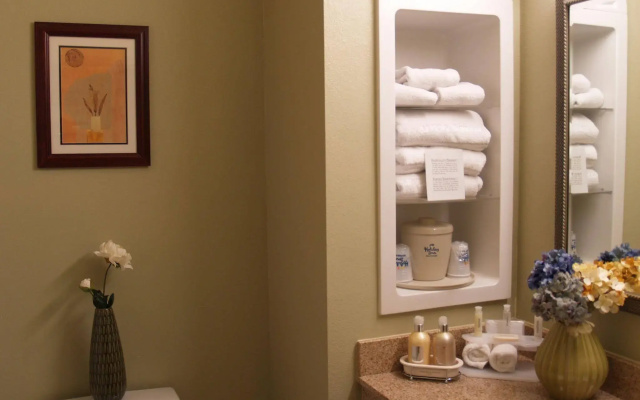 Holiday Inn Express Garden Grove