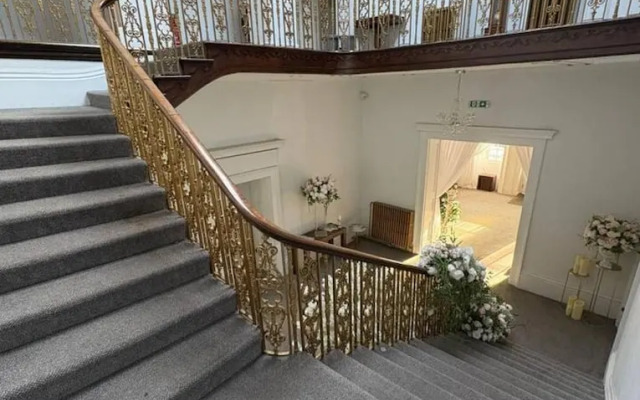 Room 10 - Manor Park Country House Wales