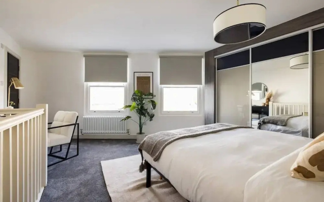 The Battersea Secret - Modish and Bright 1bdr Flat