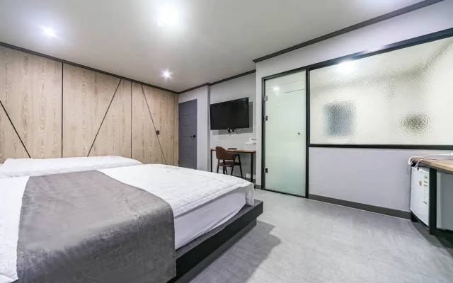 Changwon Jinhae Hotel The Syap