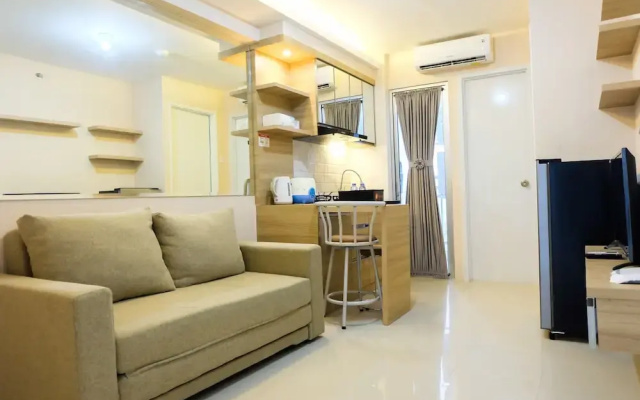 Clean 2BR Bassura City Apartment