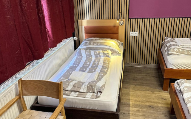 Motel Caesar