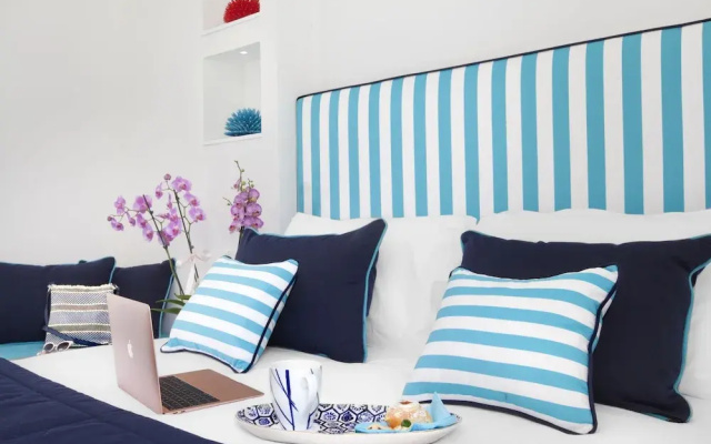 Sersale Suites