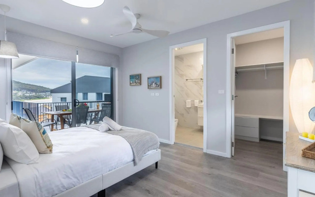 Fingal Bay Seabreeze Unit 2 16 Tuna Crescent