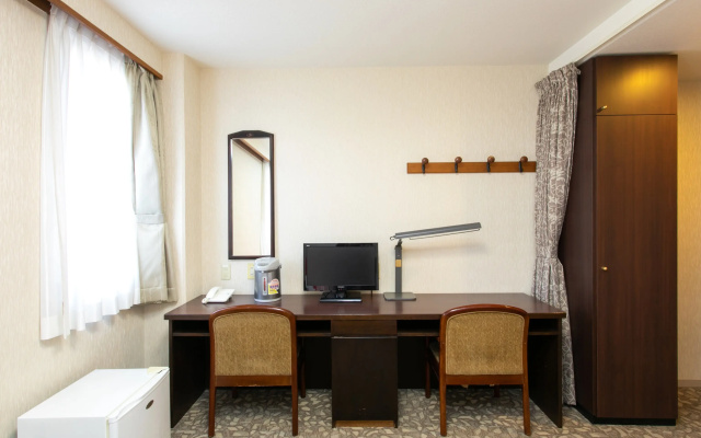 OYO Business Hotel Shinkawa Ube