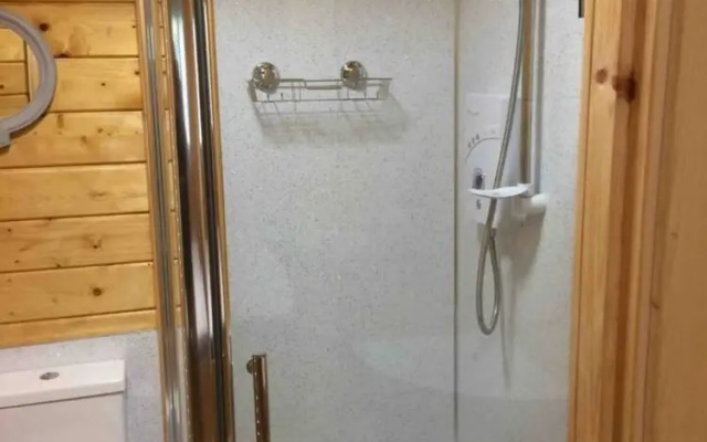 Immaculate Cabin 5 Mins to Inverness Dog Friendly