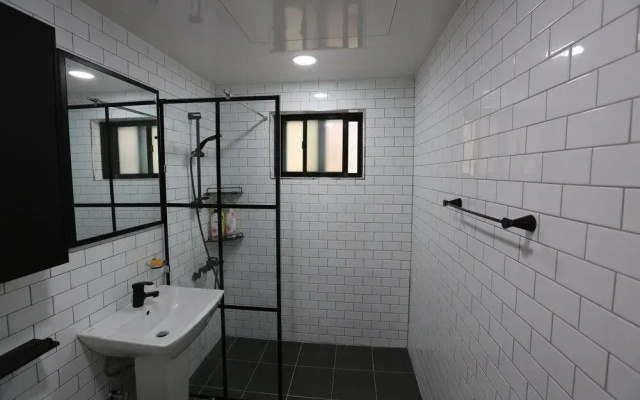 Hi Dear Guesthouse - Hostel