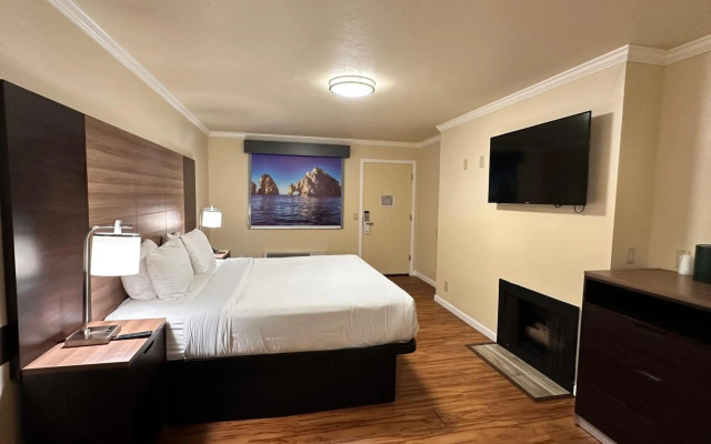 Beachwalker Inn and Suites