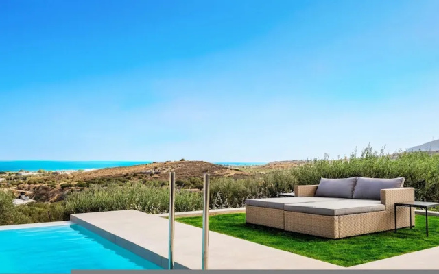 Villa Kamelia With Pool