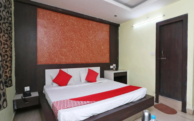 OYO 41914 Hotel New City Palace