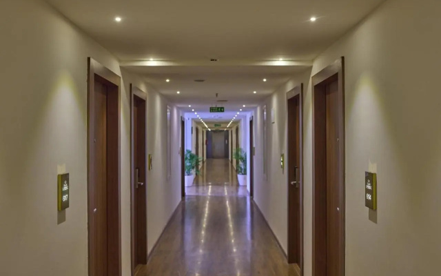 Grand Continent Brookefield – A Sarovar Portico Affiliate Hotel