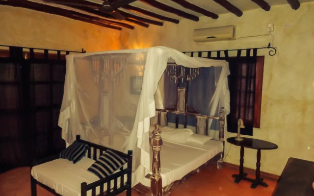 Lions House Boutique Hotel