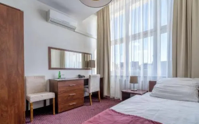 Hotel Stork