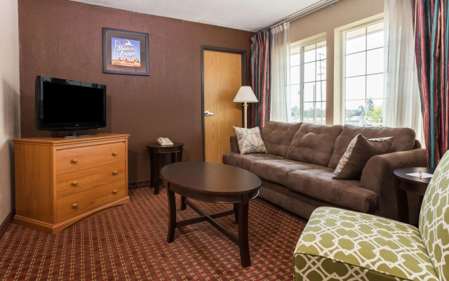 Ramada by Wyndham Portland