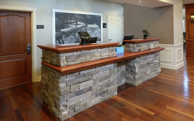 Hampton Inn & Suites Clinton
