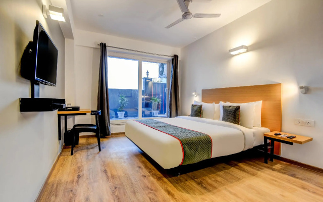 OYO Townhouse 166, Sector 38, Gurgaon