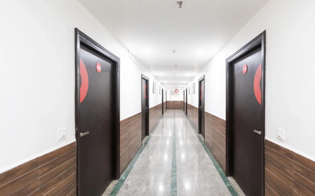 OYO 75618 Hotel Belmorrise