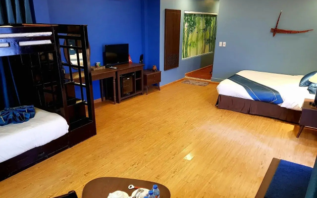 Pi's Boutique Hotel