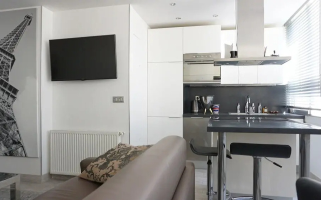 Faubourg Saint-Honoré - Studio - Paris 8