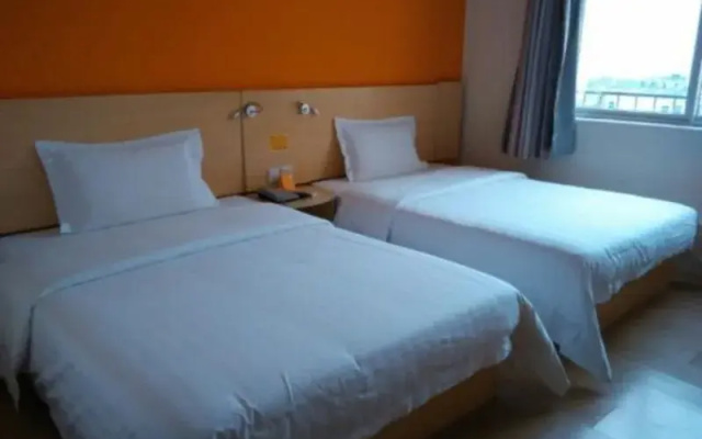 7 Days Inn Taizhou Jiangyan Qintong Old Town Branch