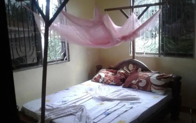 JJ&JE Family House - Hostel