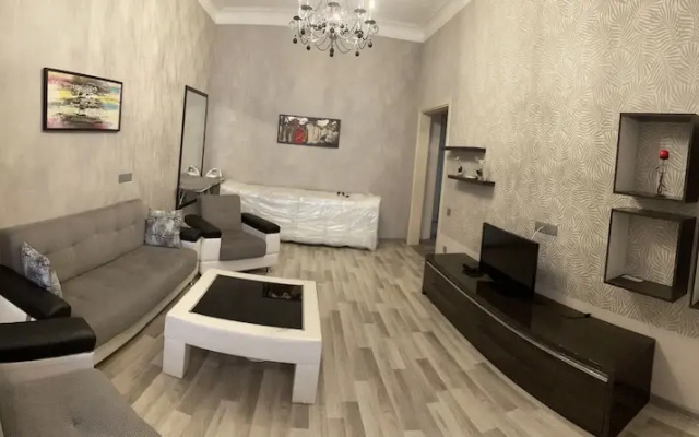 Azneft Seaside Deluxe Apartment