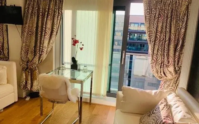 41 Millharbour by Crown Lawn