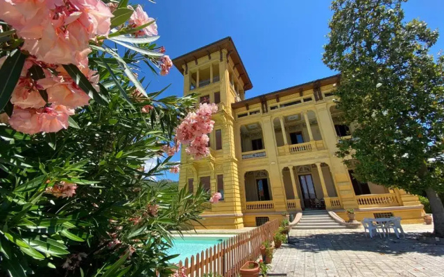 Villa Moorings