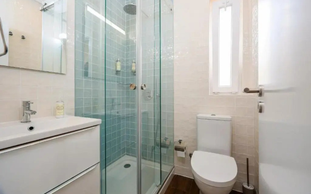 7ti7 Telhal apartment with a lovely Backyard