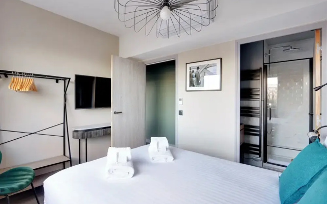 North Paris Suite