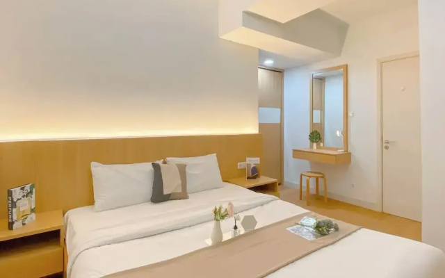 Good And Cozy 2Br Apartment Patraland Urbano