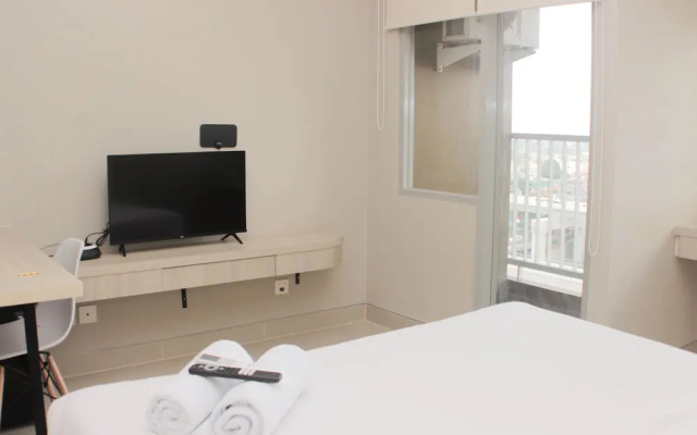 Nice Studio at LRT City Jatibening Apartment