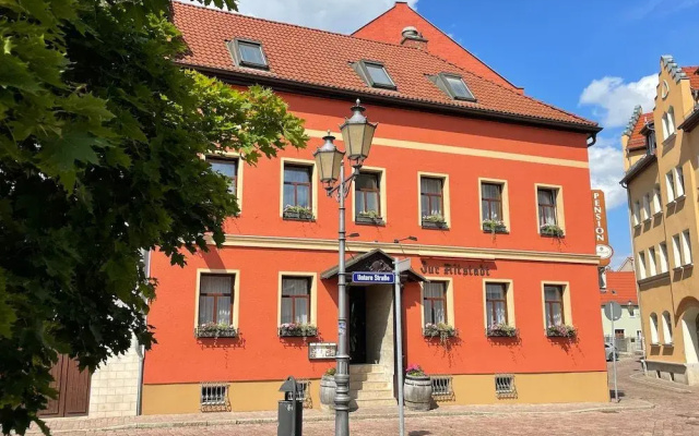 Zur Altstadt - Am Fuße der Osterburg - Gaststätte, Pension, FEWO