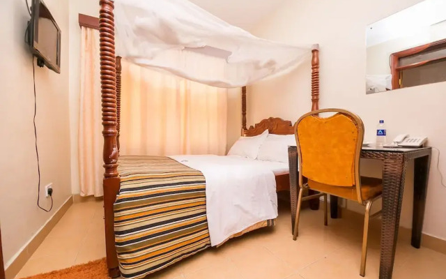 Upperhill Blueberry Hotel