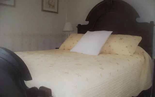 The Dominion House Bed & Breakfast