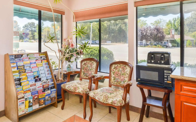 Atascadero Inn