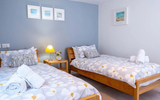 Falmouth Bay Holiday Apartments