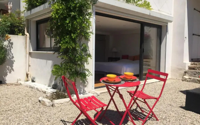 Studio 36m2, Dans Un Beau Domaine Privee Au Calme. (Adults Only)