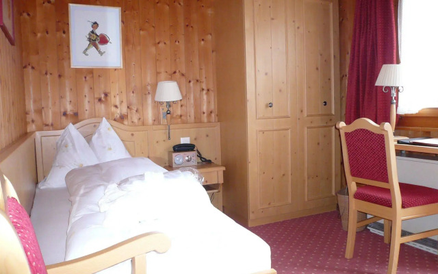 Hotel Cresta