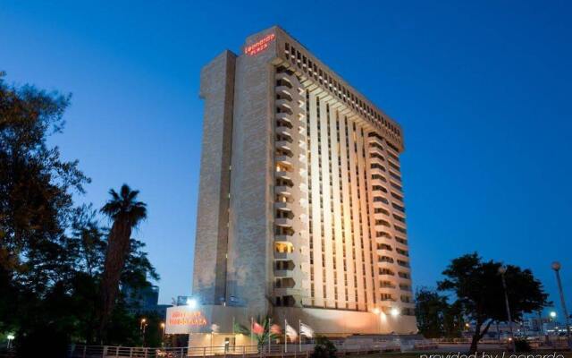 Leonardo Plaza Hotel Jerusalem Израиль, Иерусалим - 9 отзывов об отеле, цены и фото номеров - забронировать отель Leonardo Plaza Hotel Jerusalem онлайн вид на фасад