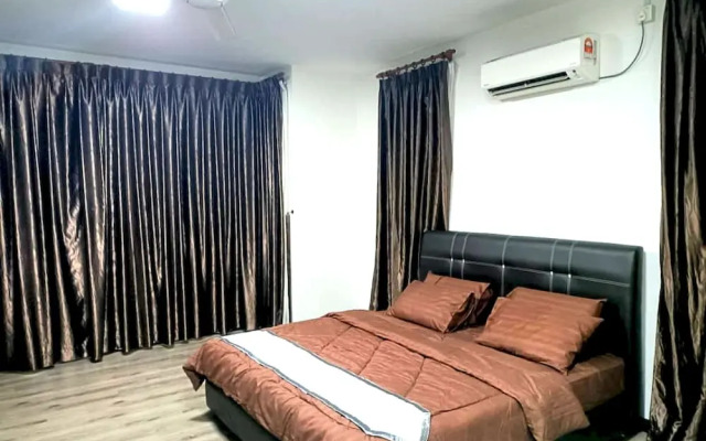 OYO HOME 90769 Flo Inn Homestay Bsi
