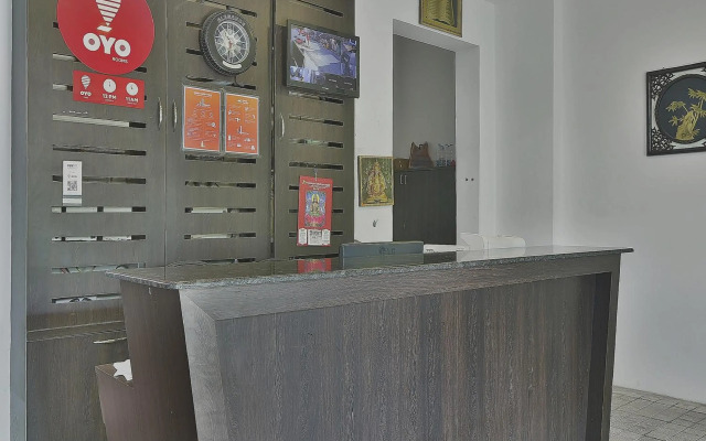 OYO 5328 Elite Residency
