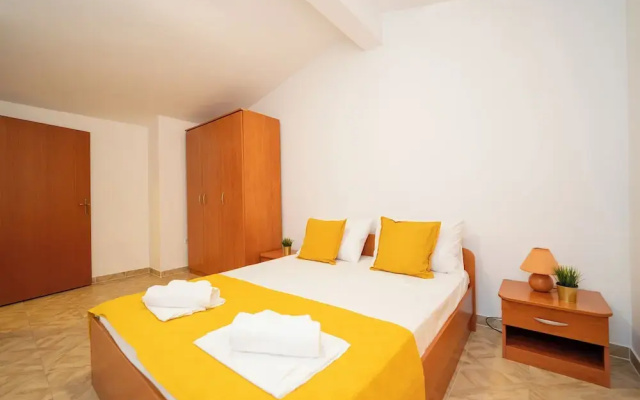 Apartments Adela III