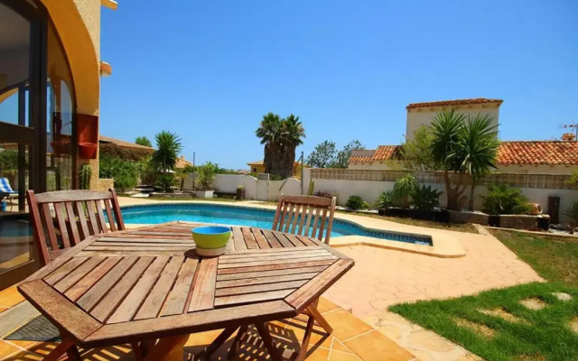 Villa con piscina privada - Benicolada