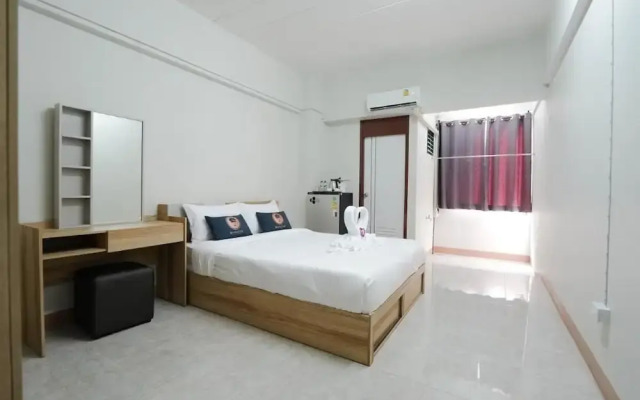 RoomQuest SPS Hotel and Residence