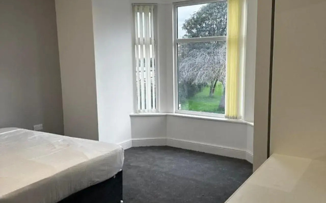 Cheetham Hill Guest House