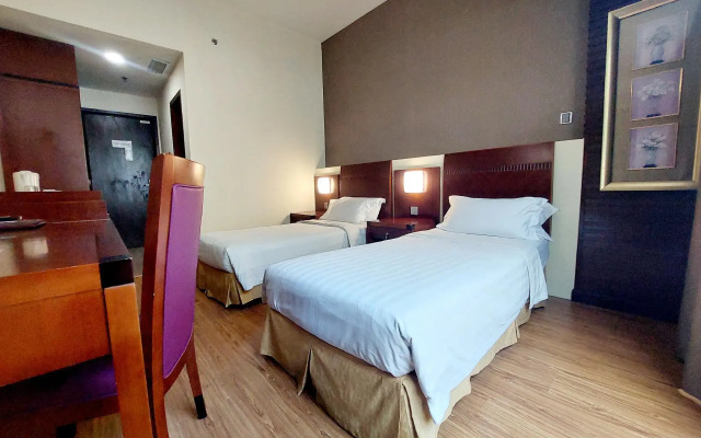 Celyn Hotel