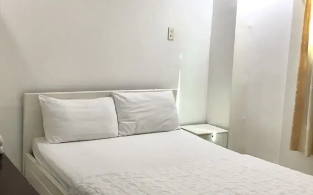 Seven Stars Hotel